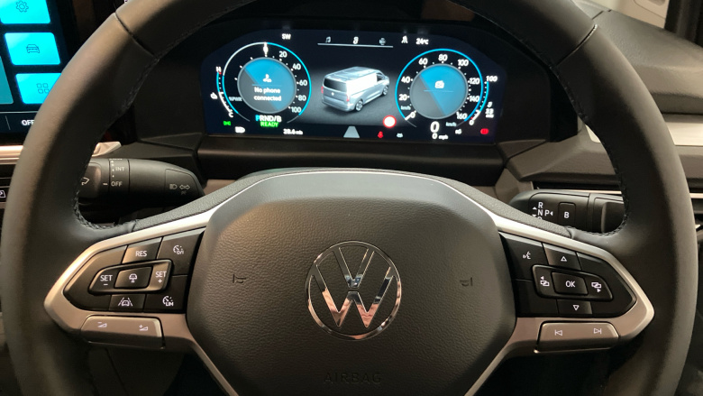 Volkswagen Transporter T32 Lwb Electric 100kW 65kWh Commerce Pro Van Auto